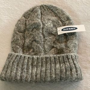 New with tags knit hat